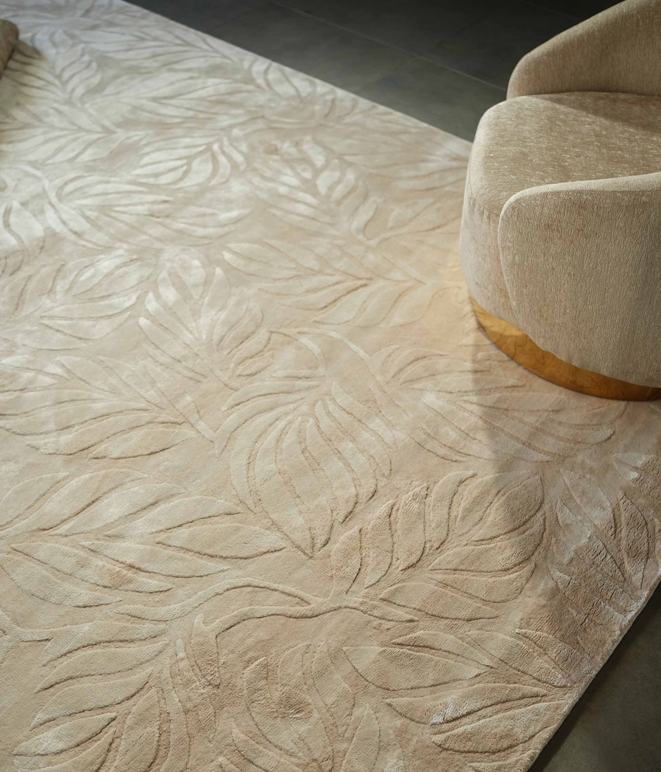 Asymmetrical hand tufted elegance rug crafted for a designer interior by Ramsha Carpets