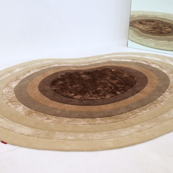 Adds warmth to your villa or apartment,Perfect for modern Dubai interiors, Durable for high-traffic areas