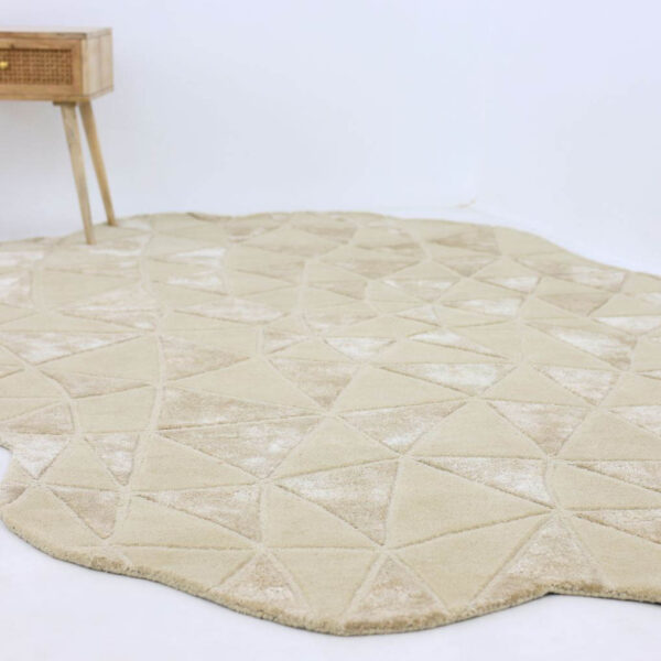 Elegant custom handmade contemporary rug with geometric patterns by Ramsha Carpets