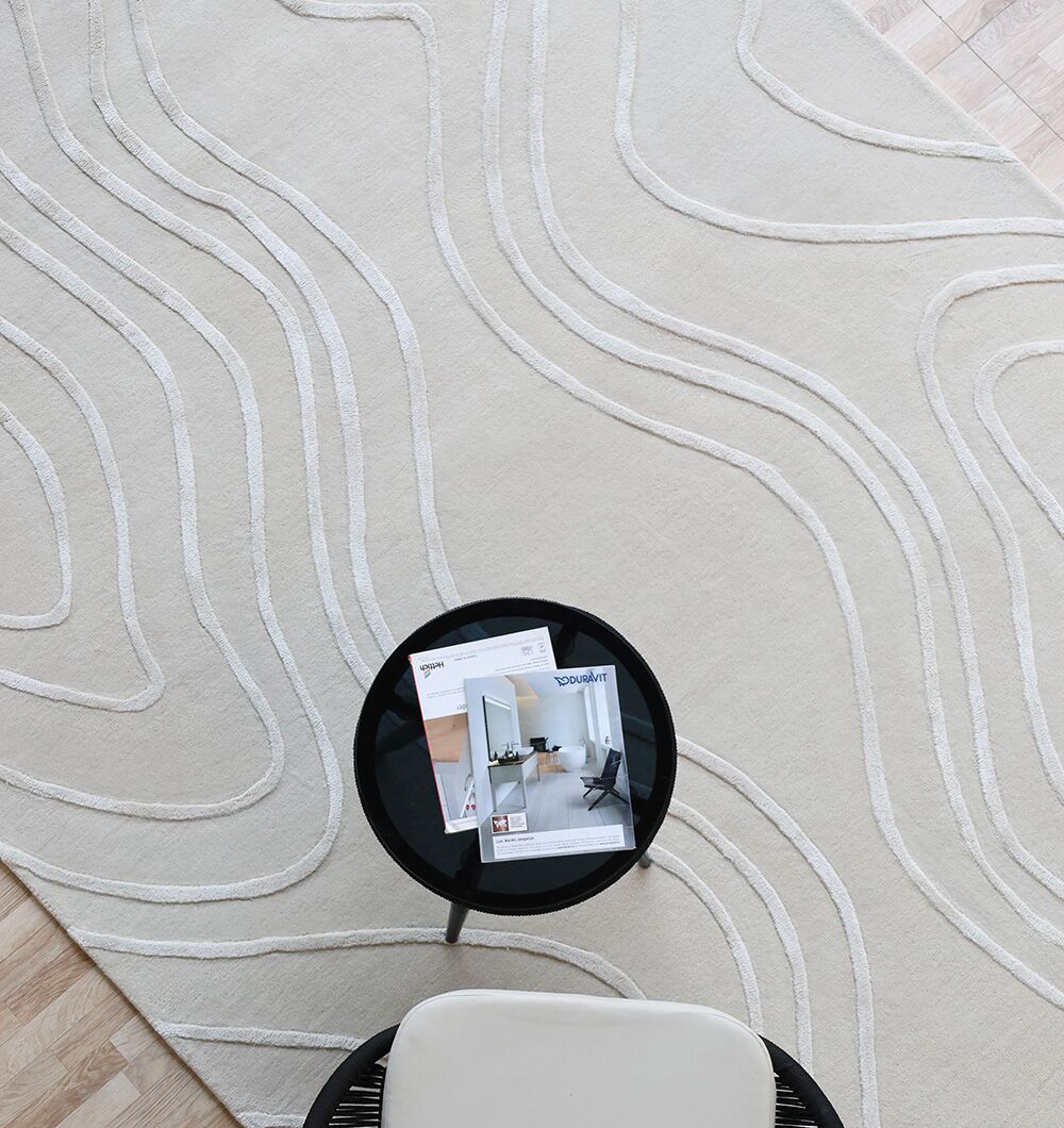 Custom modern minimalist rug handcrafted by Ramsha Carpets, featuring clean design and high-quality materials for contemporary interiors.