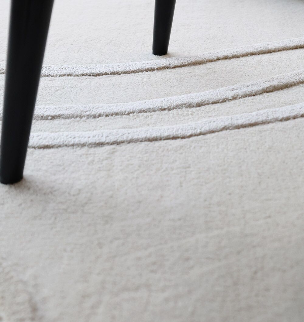 Custom modern minimalist rug handcrafted by Ramsha Carpets, featuring clean design and high-quality materials for contemporary interiors.